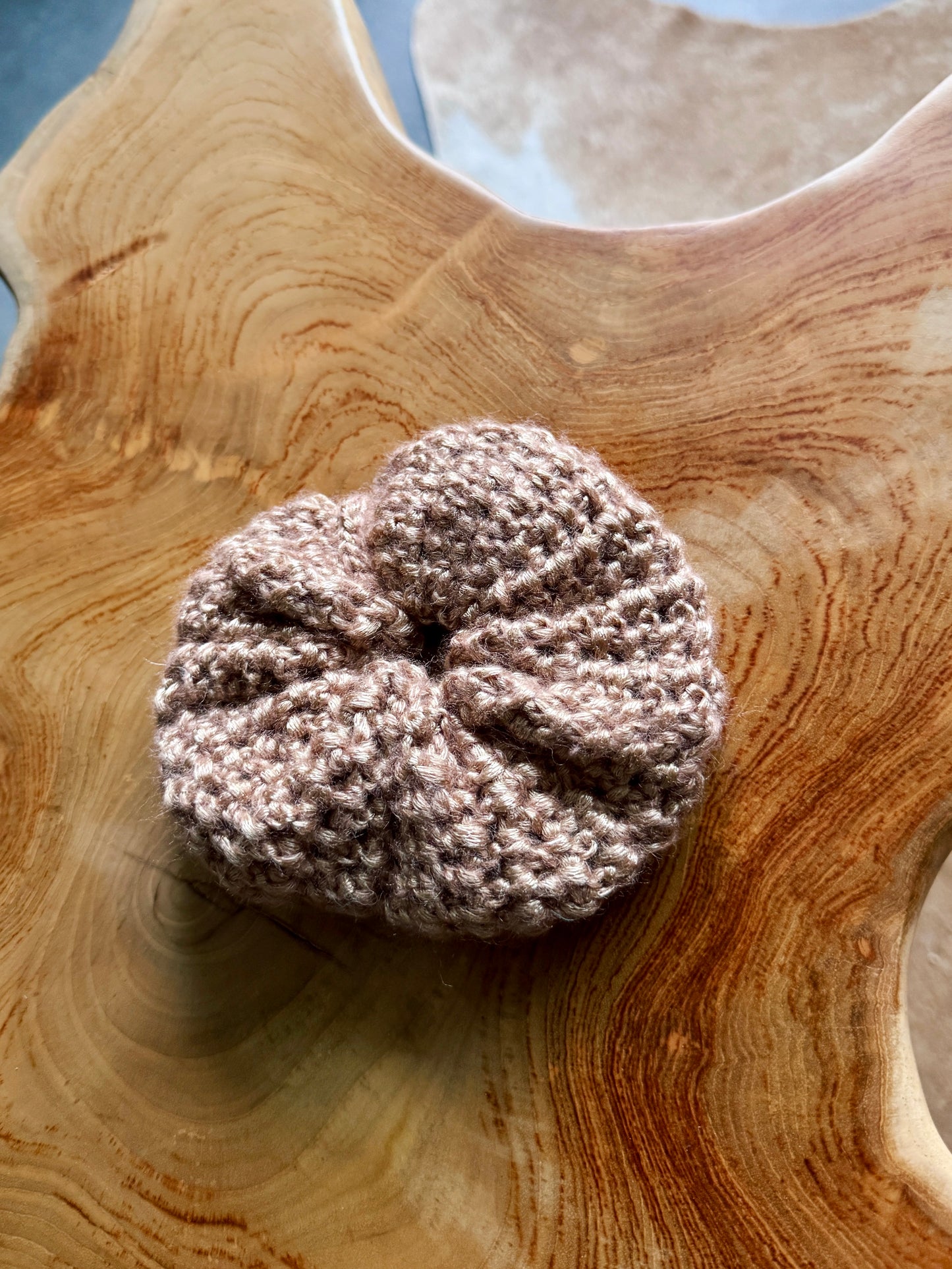 Crochet Scrunchie - Havanna Cigar