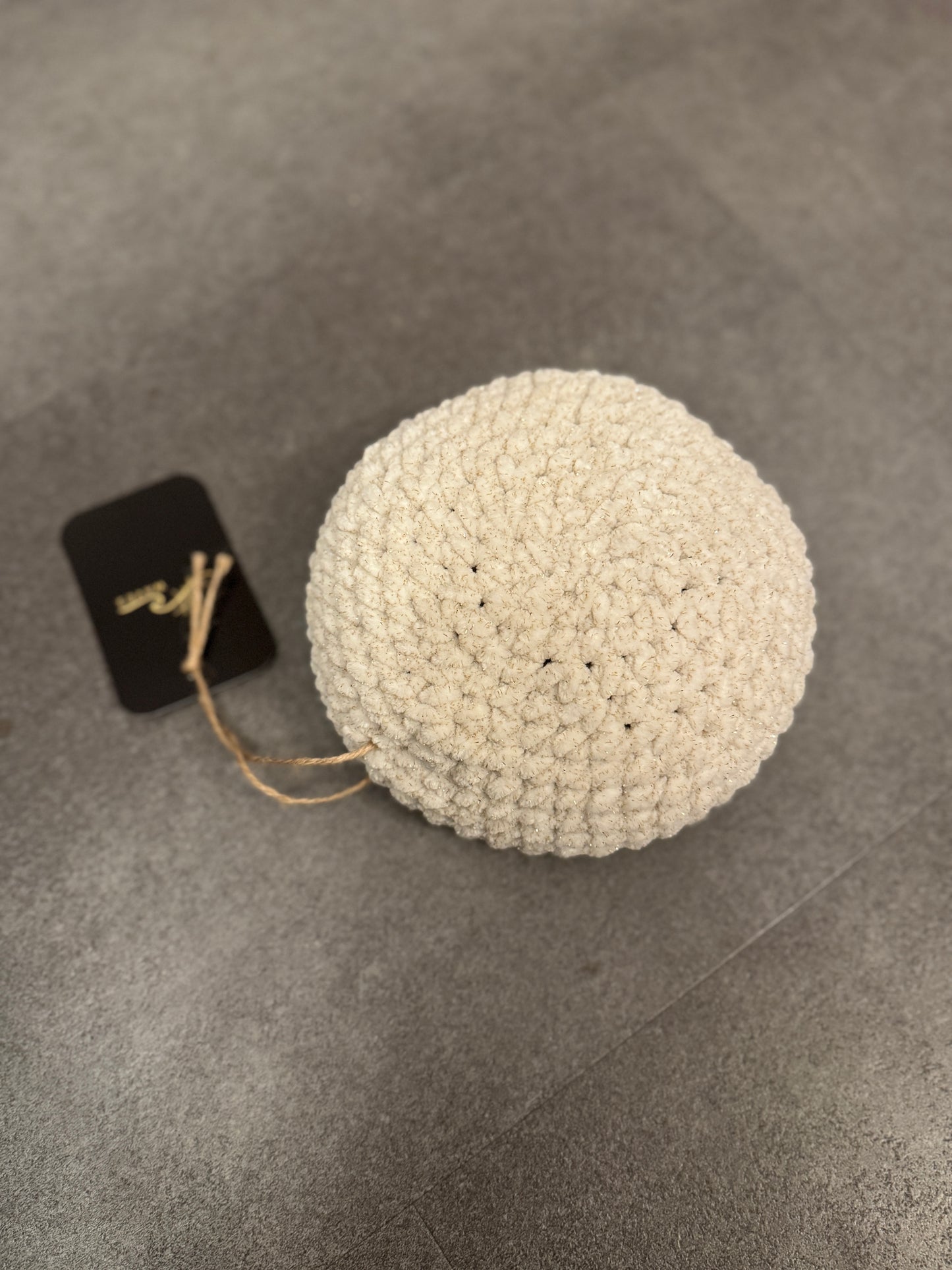 Kirschkernkissen Ball