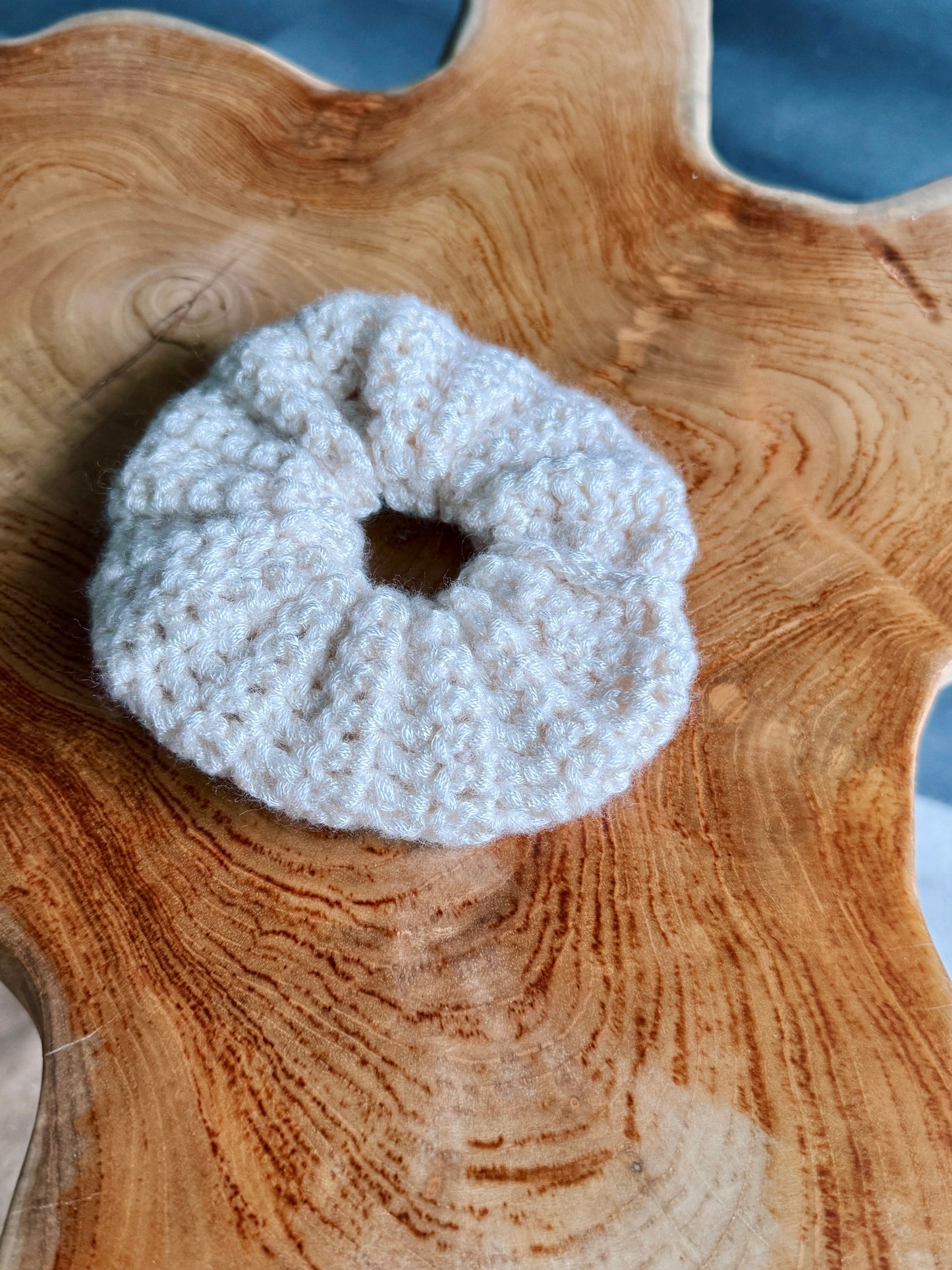 Crochet Scrunchie - Ivory