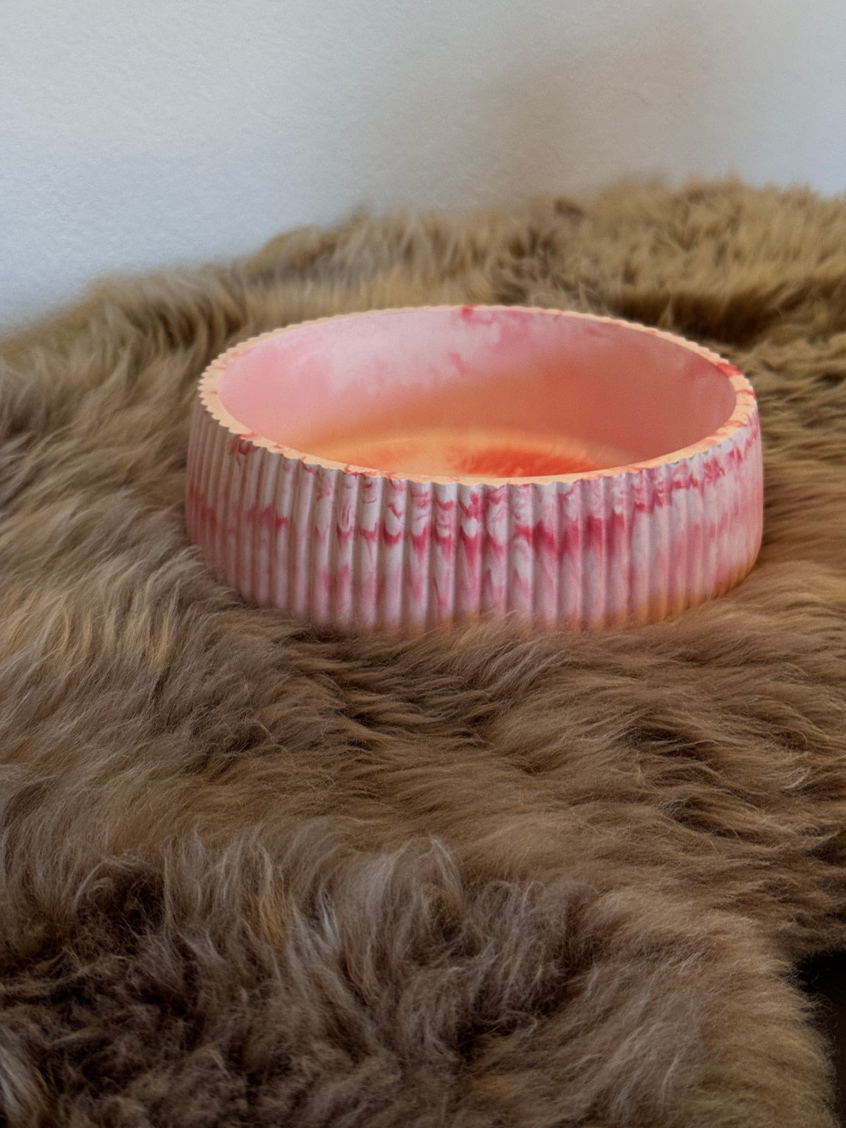 The Convex Fluted Schale