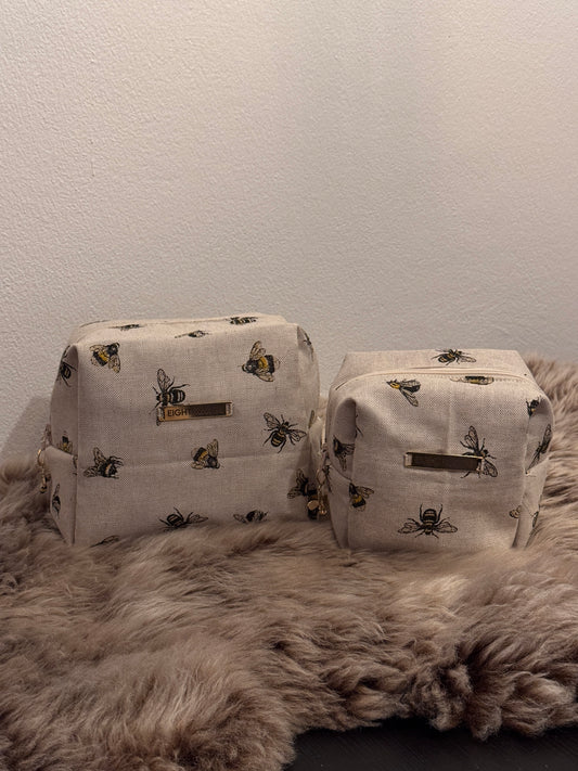 The Oxford Pouch | Busy Bees